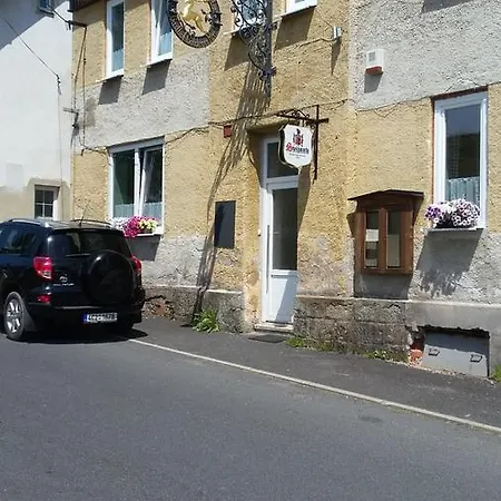 Zlaty Jelen Pernink Gasthof *