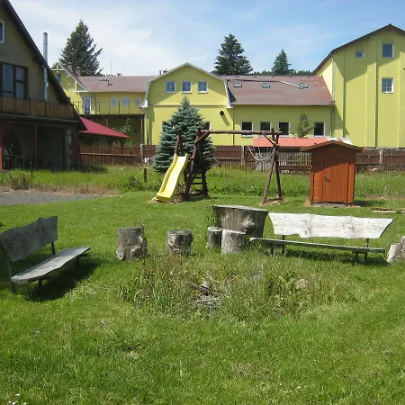 Zlaty Jelen Pernink Gasthof